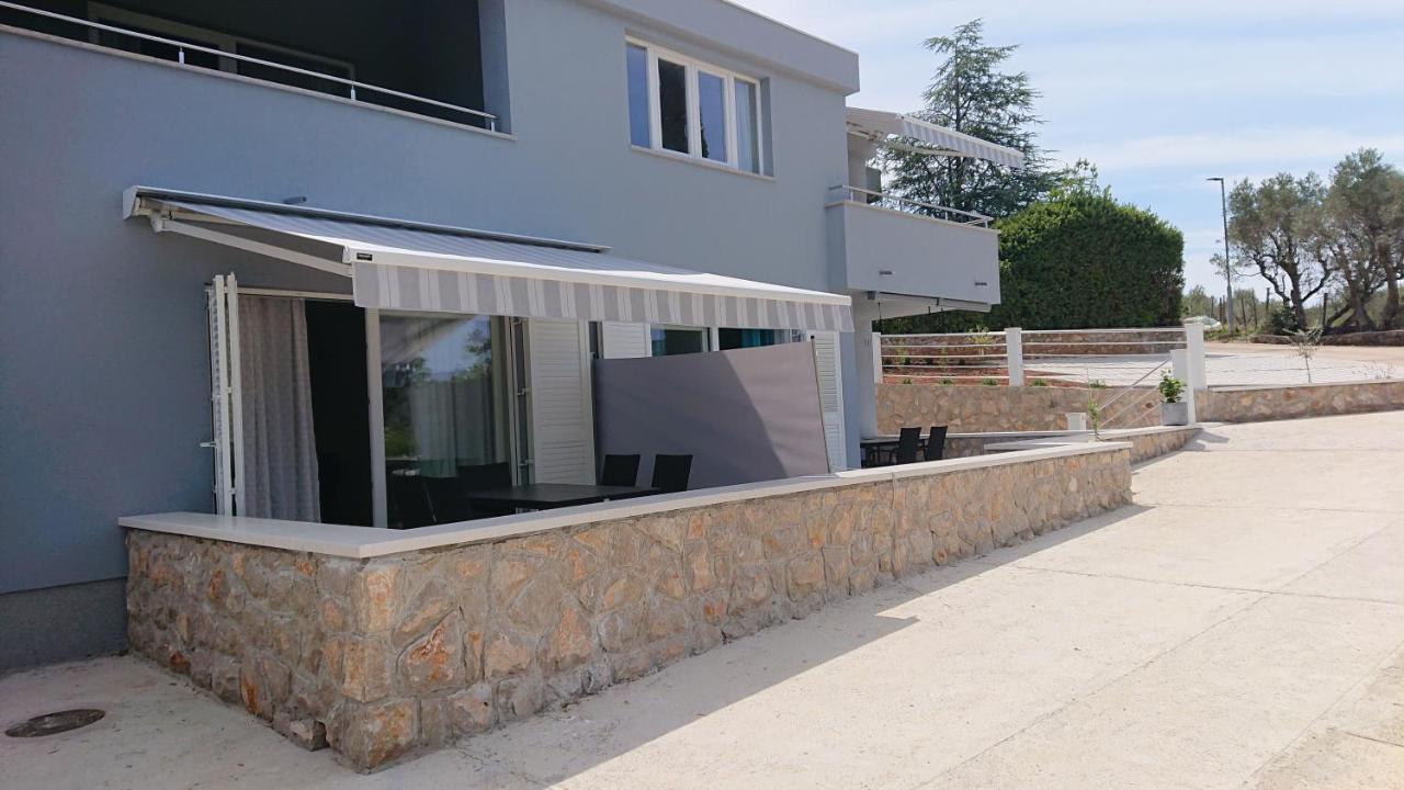 Appartement Roza à Cres Extérieur photo