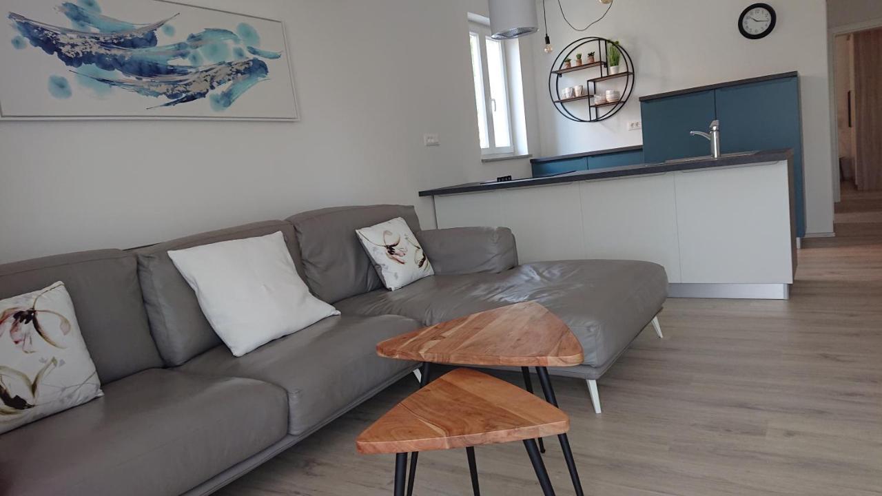 Appartement Roza à Cres Extérieur photo