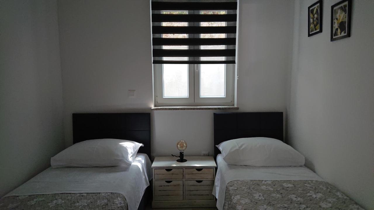 Appartement Roza à Cres Extérieur photo