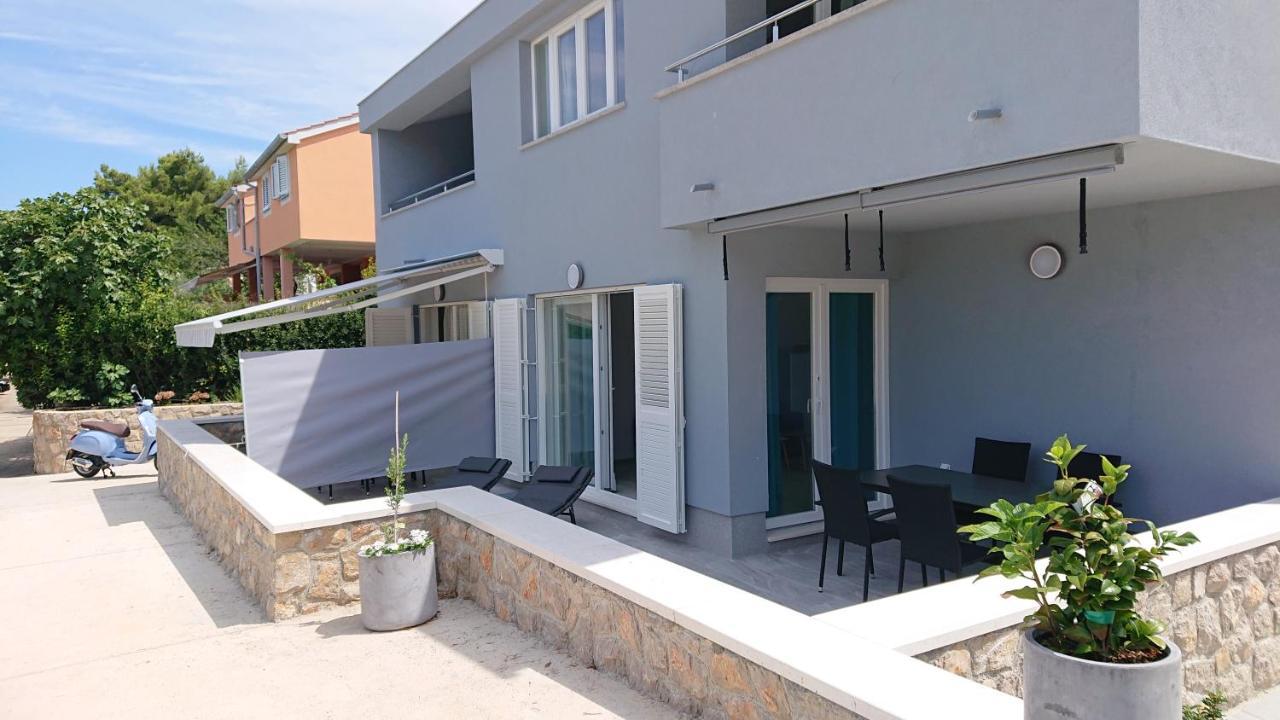 Appartement Roza à Cres Extérieur photo