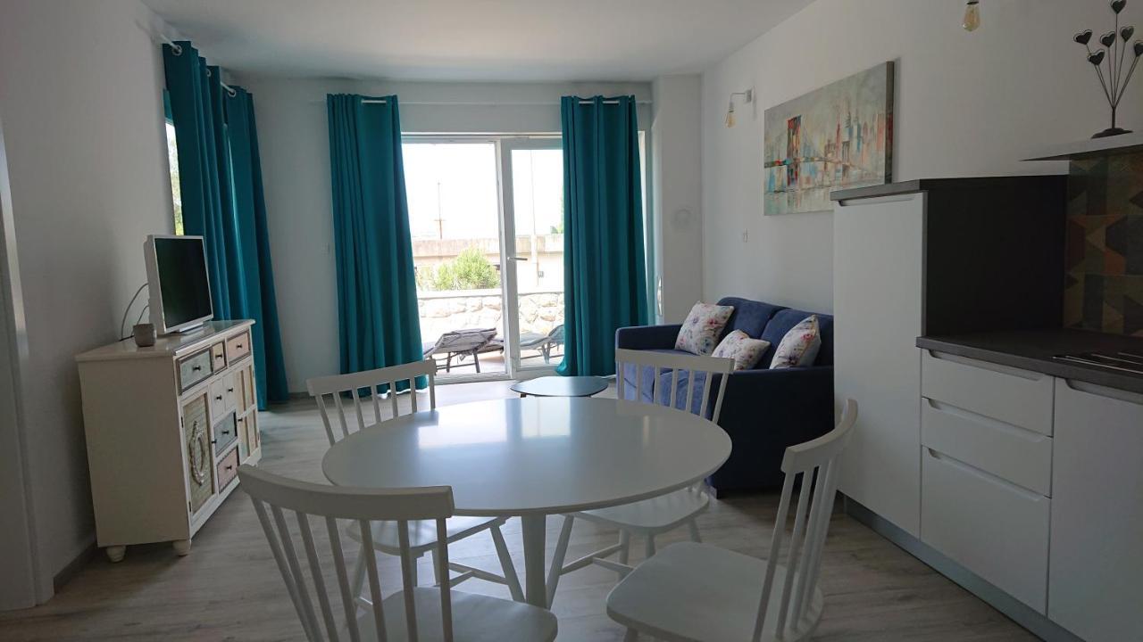 Appartement Roza à Cres Extérieur photo